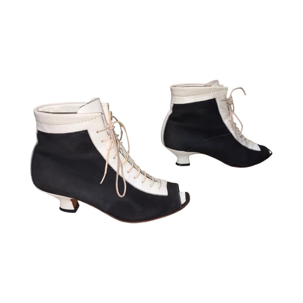 Vintage Free Lance Design by GYR Black White Lace Up Peep Toe Boots Size: 37/ 7 - Picture 3 of 9